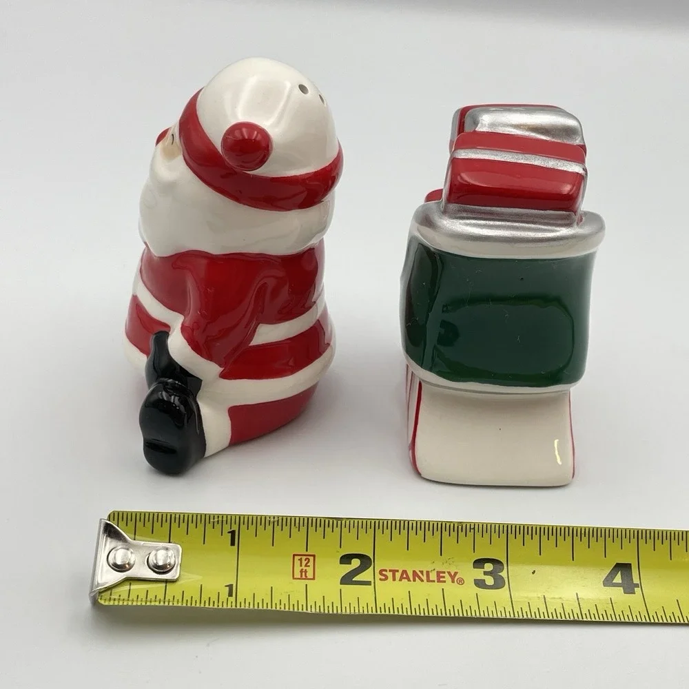 Santa Claus and Sleigh With Gifts Salt and Pepper Shakers Set - 3 inches tall‎